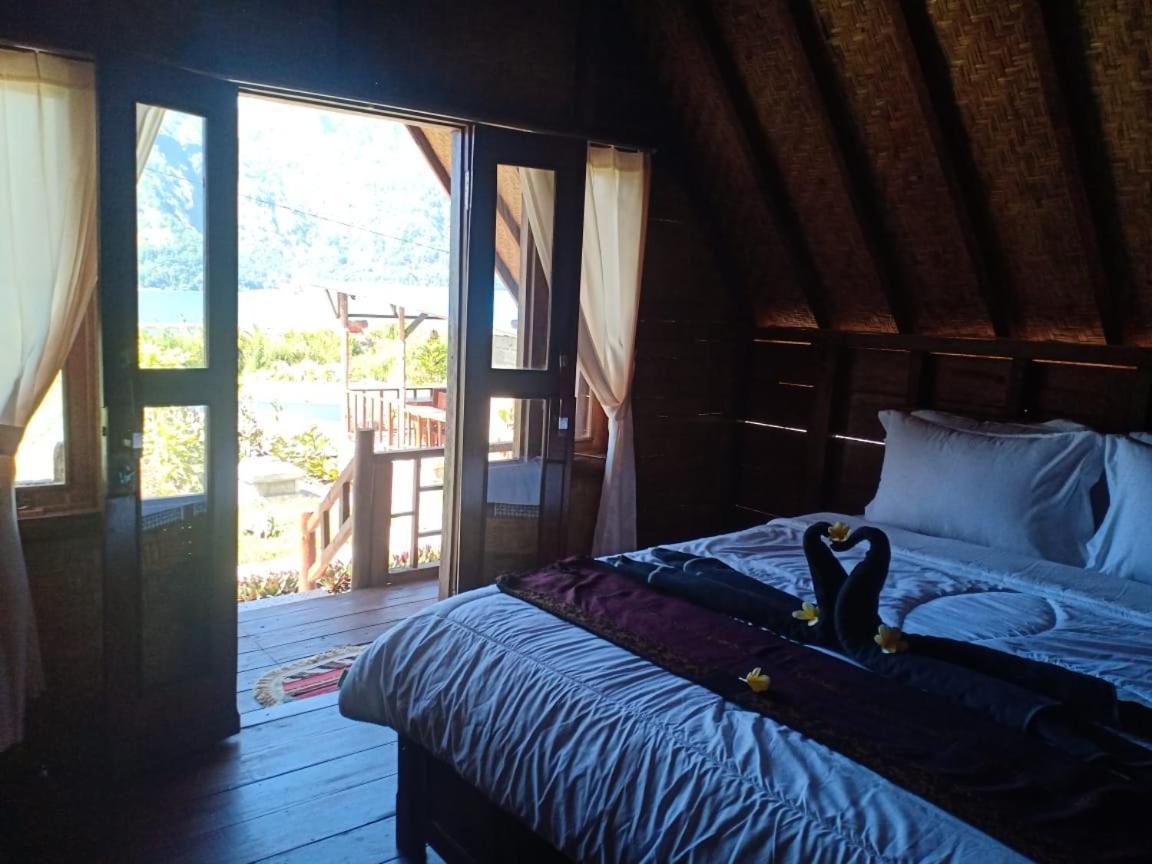 Lakeside Log Cabins Kintamani  Exterior photo